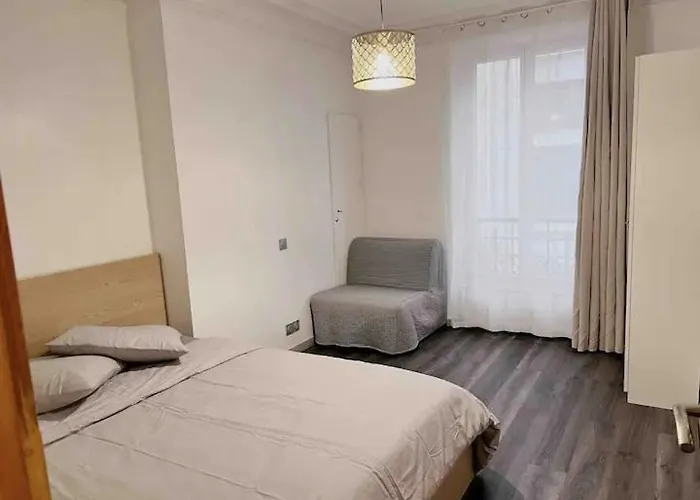 Appartement Renove De 3 Pieces A Paris Nation